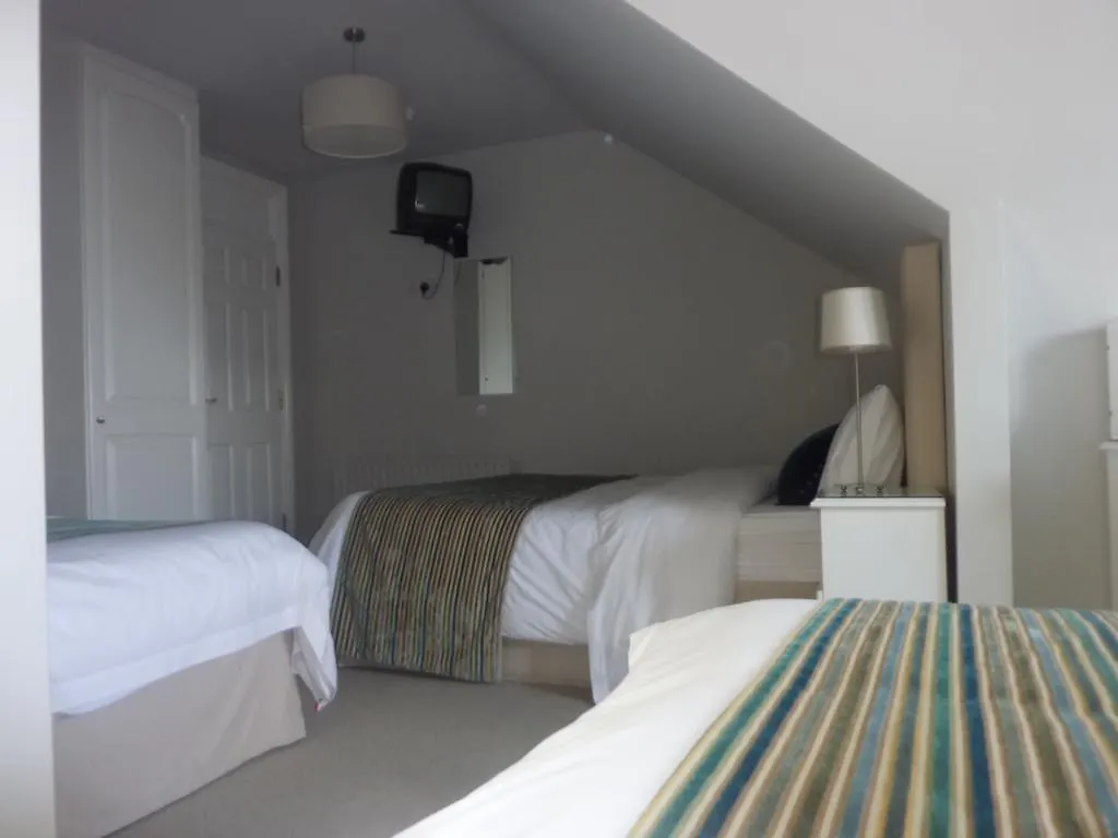 Westwinds Guestlodge Galway Bed & Breakfast