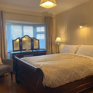 4* Gasthuis Woodhaven Manor H91rc9d